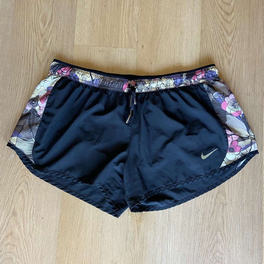 Nike Running Shorts Women’s Size XXL